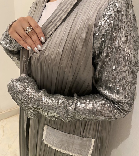 silver sequins sleeves